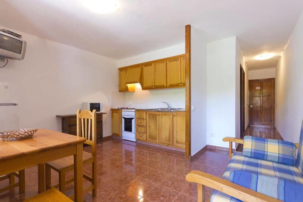 Apartamentos Sol Y Mar Cala'N Blanes  Exterior foto